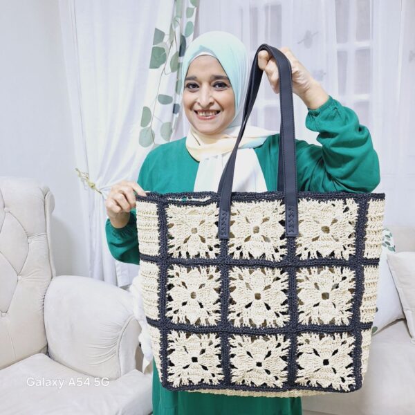 شنطه خفيفه مع شنطه ستان داخليه