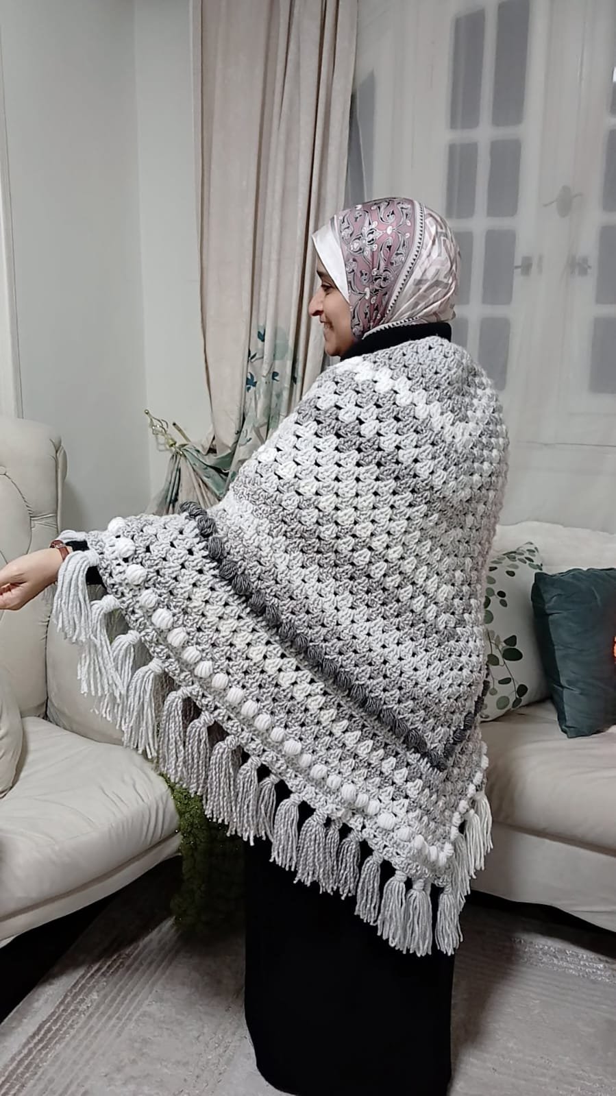 شال مميز جراي - الصورة 2