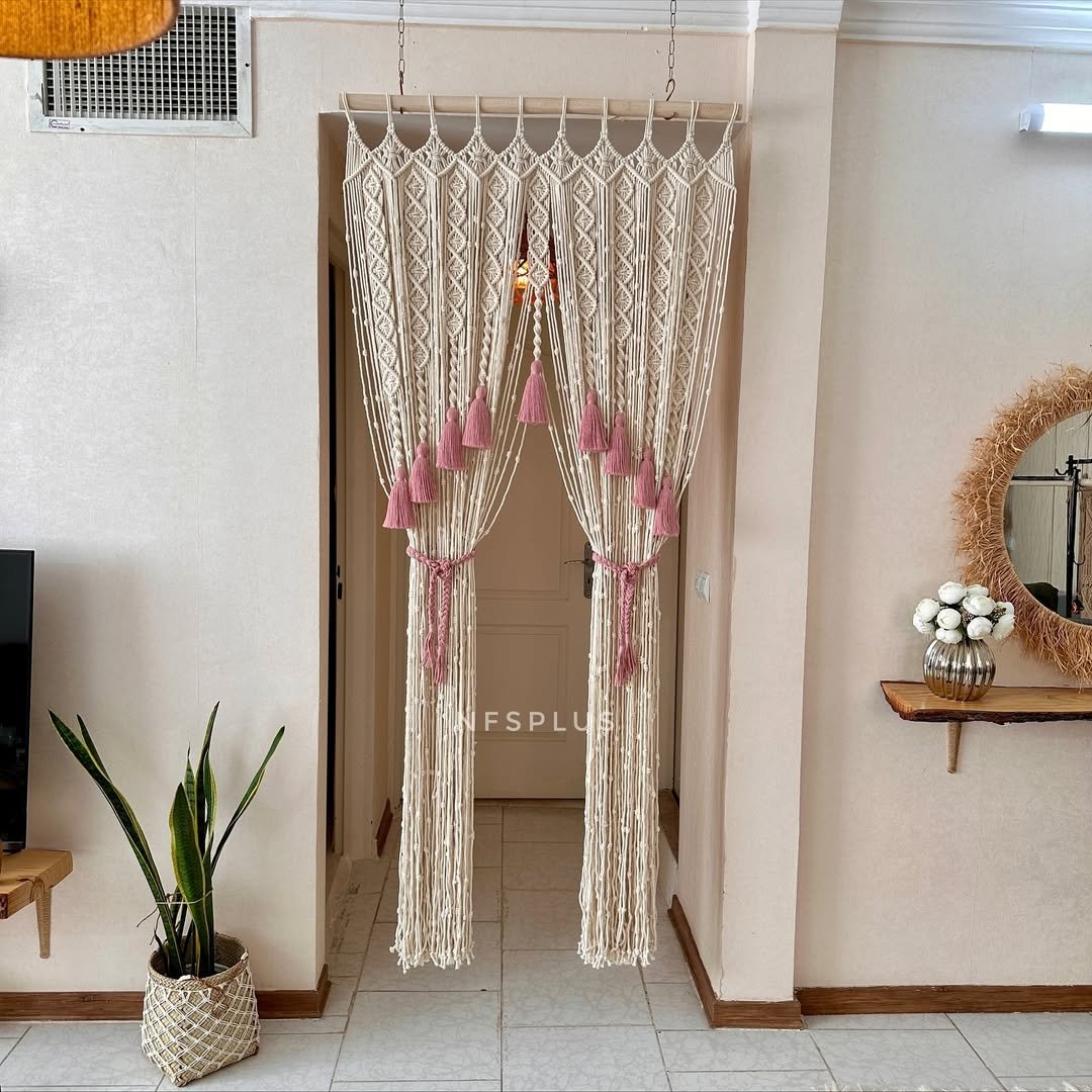 ستاره مكرميه - الصورة 2