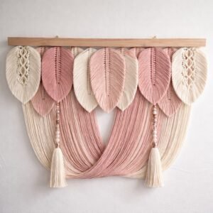 معلقه مكرميه